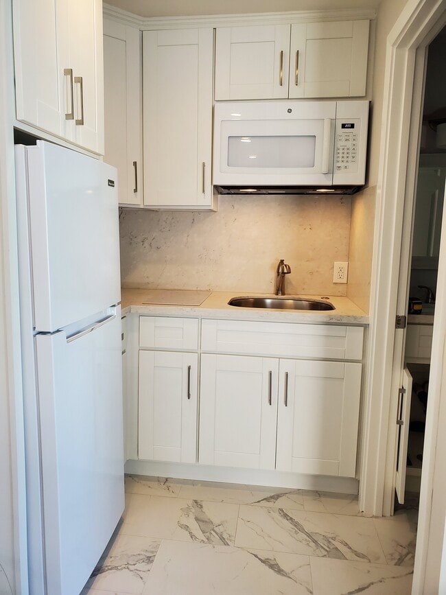 Photo - 9712 Cresta Dr Unit B