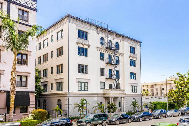 Building Photo - The James Hollywood Rental