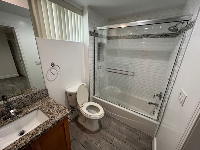 Photo - 7228 Amigo Ave