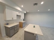 Photo - 14614 Vanowen St