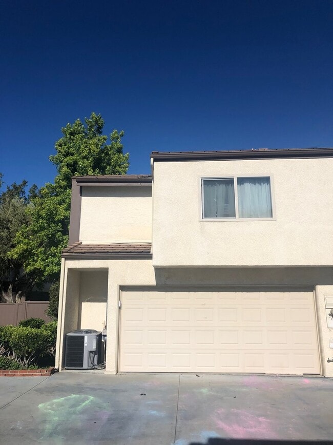 Photo - Valencia - Upgraded 3 bedroom, 1.5 bath condo near golf course