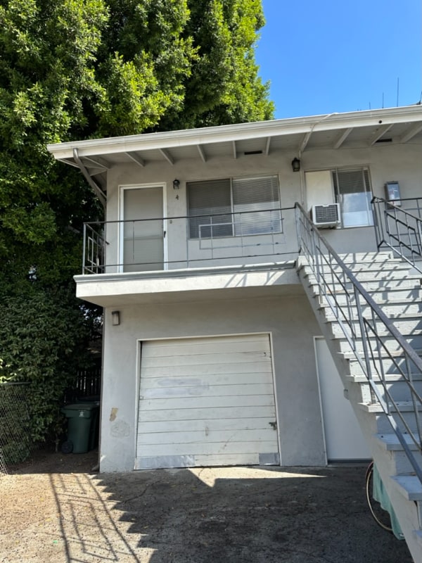 Photo - 96 N Oak Ave Unit 4