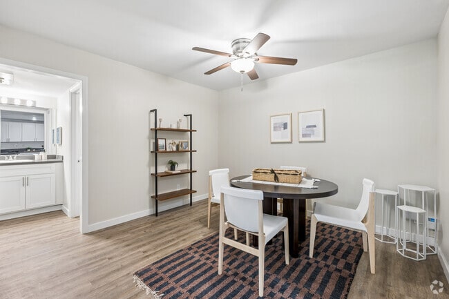 1BR, 1BA - 800SF - Dining Room - The Reserve at Warner Center