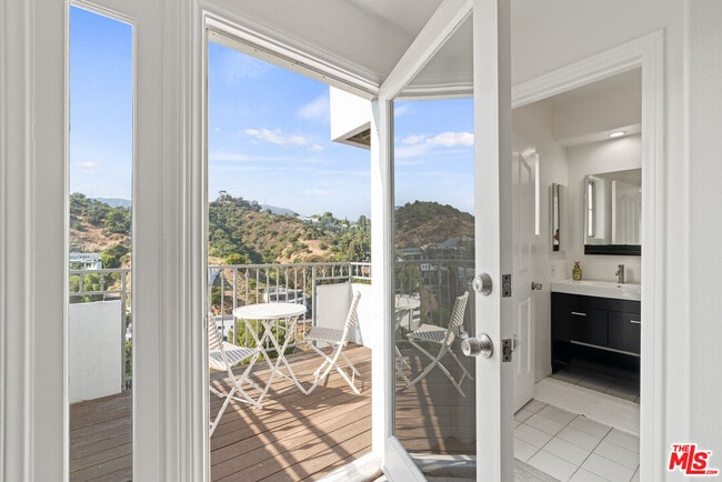 Photo - 6389 La Punta Dr