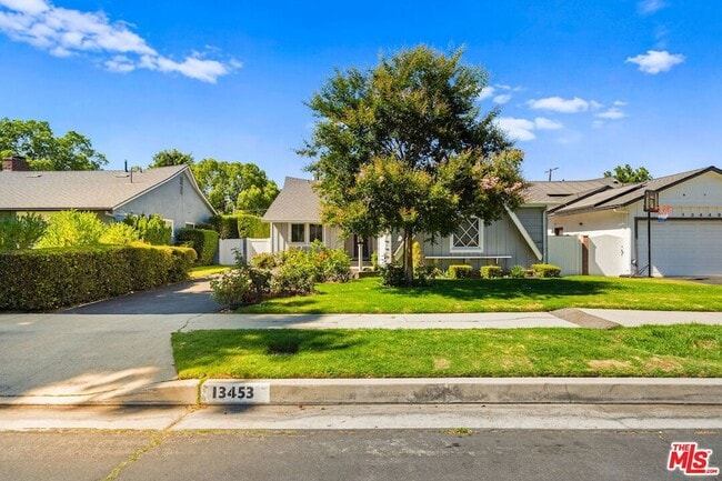 Photo - 13453 Debby St