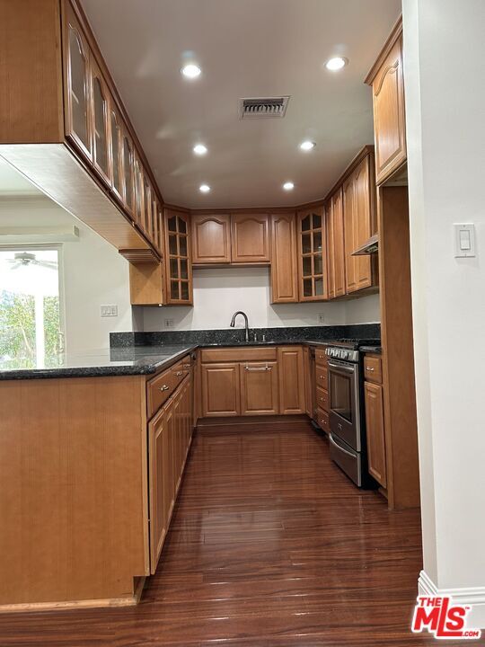 Photo - 7924 Peachtree Ave