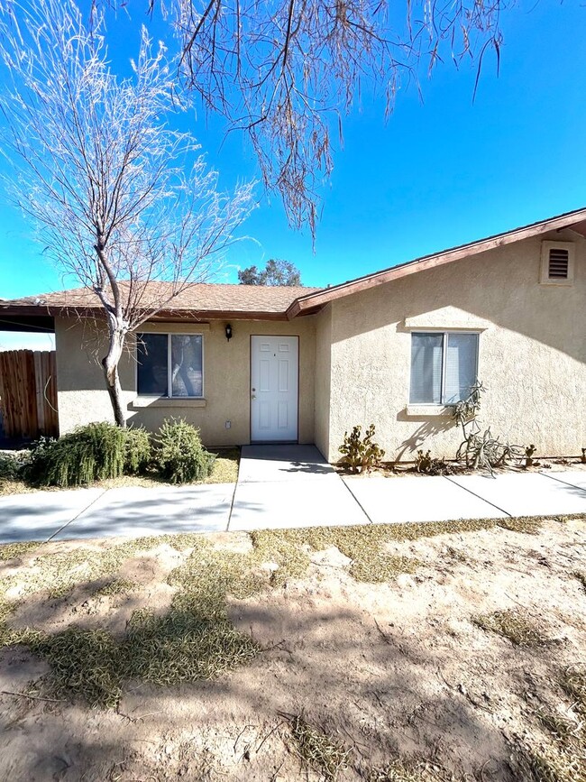 Building Photo - 73871 S Slope Dr Unit 73871 South Slope Dr #A
