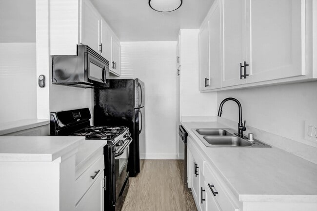 Photo - Terraces at Tarzana