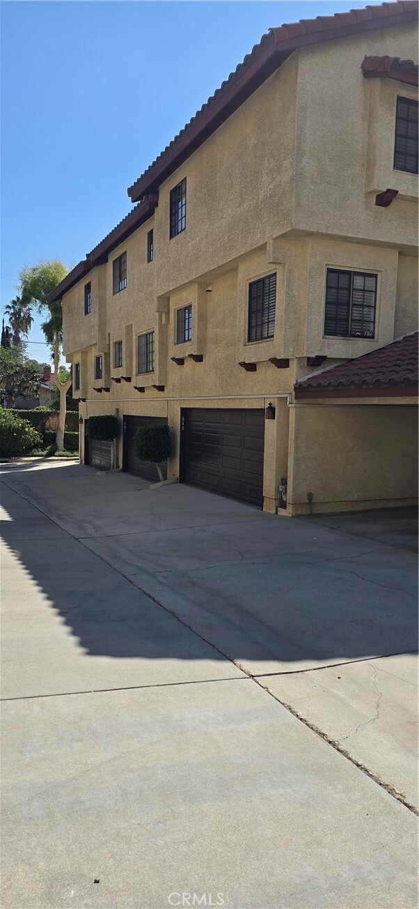 Photo - 840 N Harbor Blvd