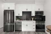 Photo - 1704-1710 Hanford Dr House