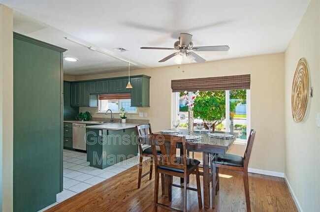 Photo - 5385 Brockbank Pl