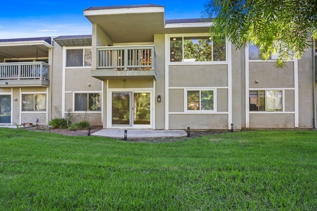 Building Photo - Recently renovated 3-bedroom 3 bath Laguna... Rental