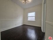 Photo - 107 N Sweetzer Ave Unit 3/4