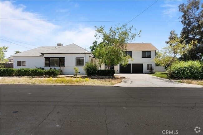 Building Photo - 421 W Sun Ave Rental