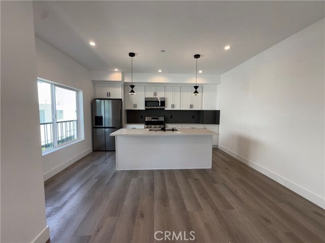 Building Photo - 21721 Hart St