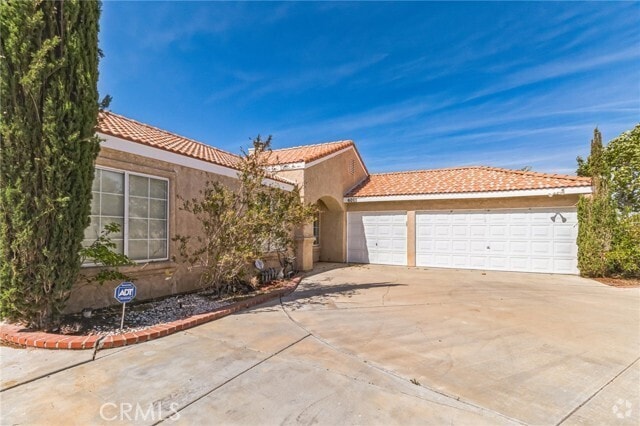 Building Photo - 6012 Sandpiper Pl Rental