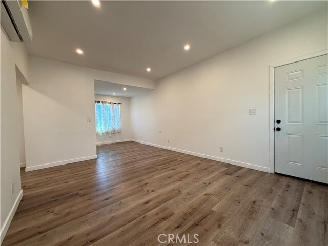 Photo - 455 W Cowles St