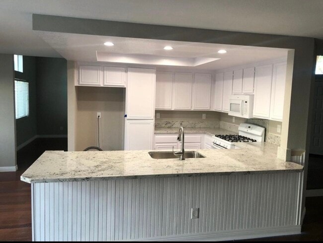 Photo - 23900 Cadenza Dr