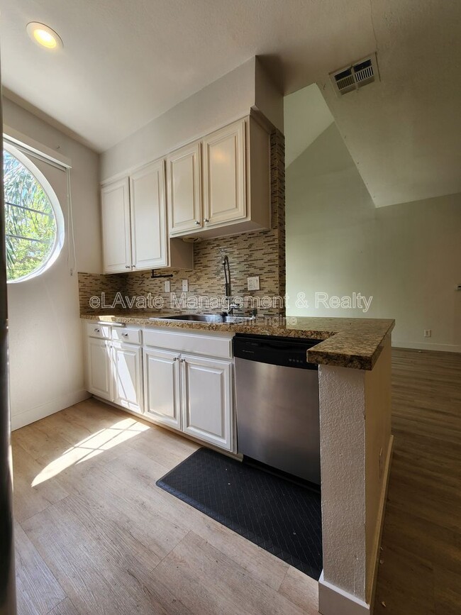 Photo - 14625 Dickens St Unit 201
