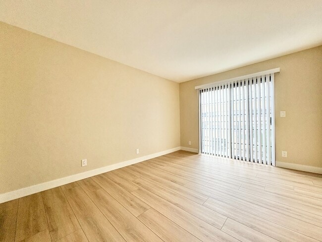 Photo - Modern 2BR/2BA Condo with A/C & 2 Parking Spaces – Prime Van Nuys Location