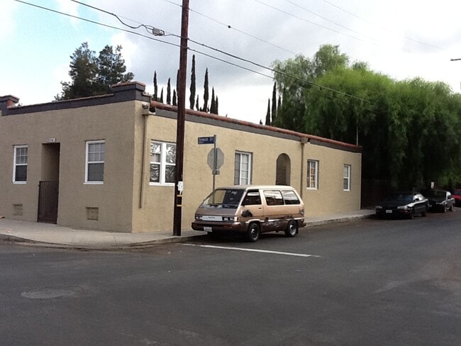 Photo - 8456 Fenwick St