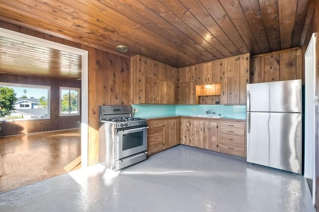 Photo - 721 Arden Dr