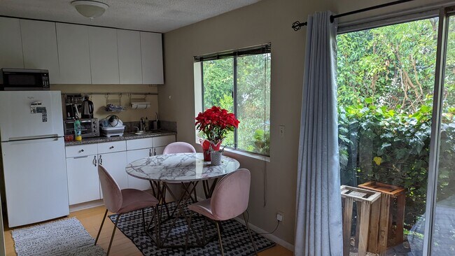 Photo - 836 N La Jolla Ave