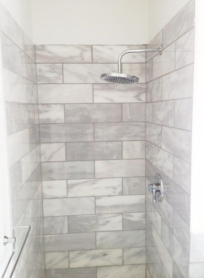 Photo - 843 Robinson St Unit 843