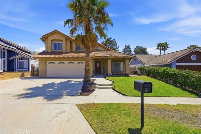 Building Photo - 421 Yellowstone Cir