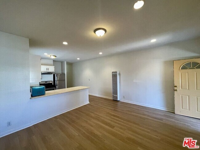 Photo - 3421 Walton Ave