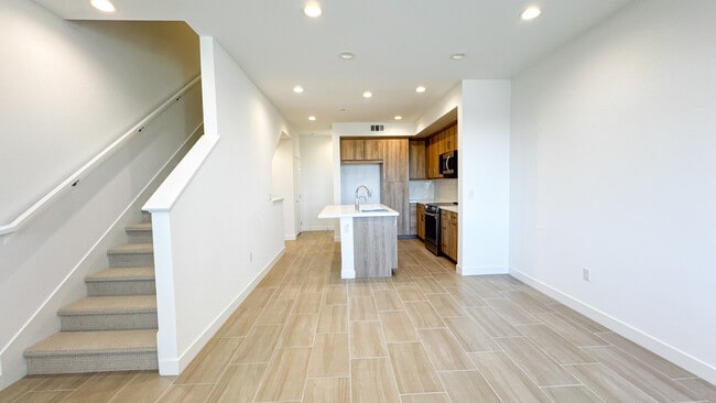 Photo - 123 N 1st Ave