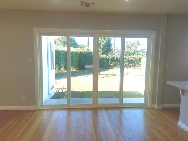 Photo - Cozy Remodeled 3 Bedroom Home In Culver City!