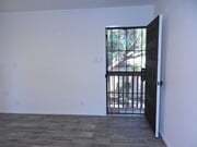 Photo - KESSELRUN WILSON--3527-3531 Wilson Ave Apartment Unit 3531