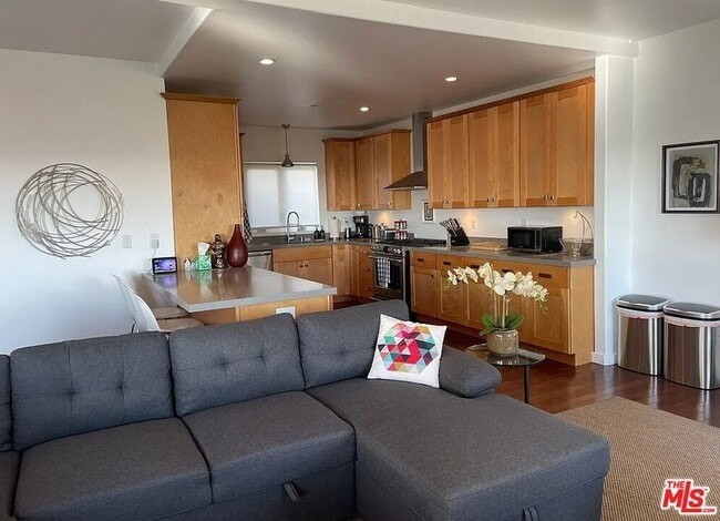 Photo - 3320 Two Tree Ave