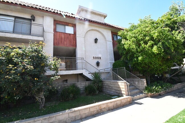 Building Photo - 5003 Tilden Ave Unit 209 Rental