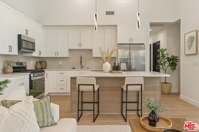 Photo - 5530 Geer Ave