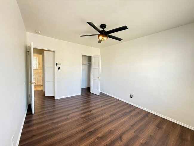 Photo - 8236 Crenshaw Blvd