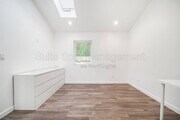 Photo - 420 N Batavia St