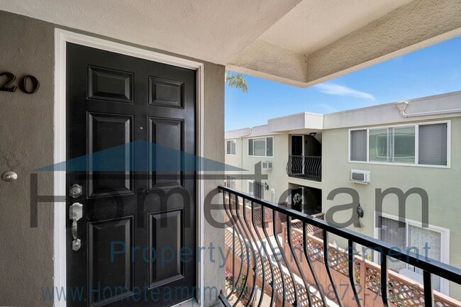 Photo - 2 BR/ 2 BA 920 SQFT Clairemont Mesa/ San Diego Condo