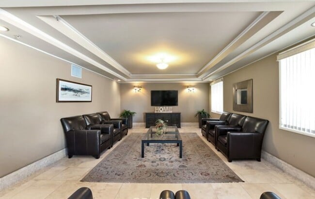 Photo - 620 S Gramercy Pl Unit 221