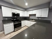Kitchen - 6466 Balboa Blvd Unit #5