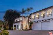 Photo - 706 N Crescent Dr House