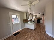 Photo - 930 N Fairview St