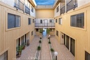 Photo - 463 Vine St Townhome