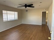 Photo - 1155 W 22nd St