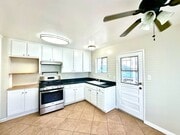 Photo - FOR RENT - 2 Br/1Ba 900 SF Cozy Single Sto... House