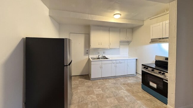 Photo - 39 Sunset Ave