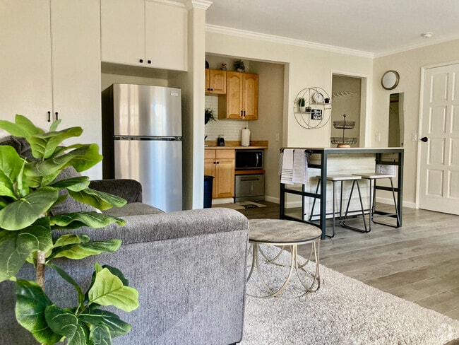 Building Photo - 6213 Muirfield Dr Unit Studio Rental