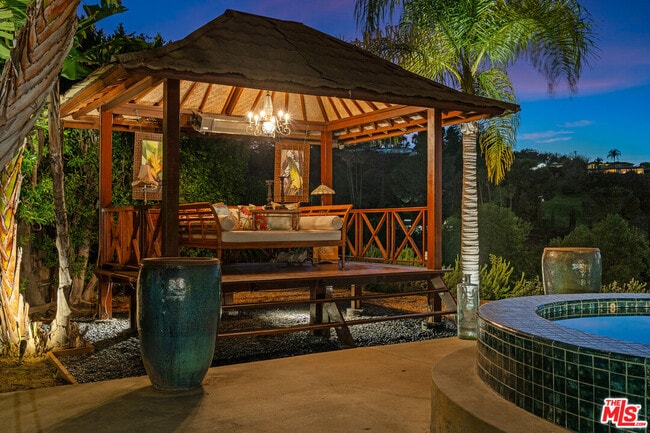 Photo - 3761 Sheridge Dr