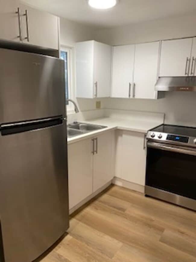 Photo - 730 N Eucalyptus Ave Condo Unit 2